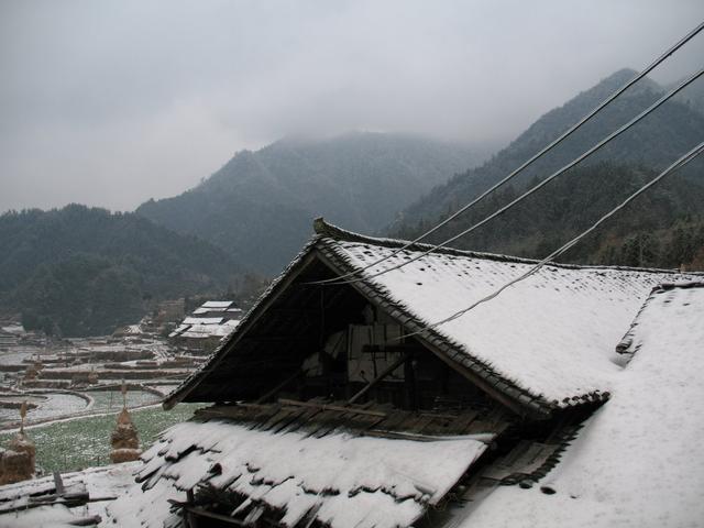 The winter in my hometown, located in the west of China